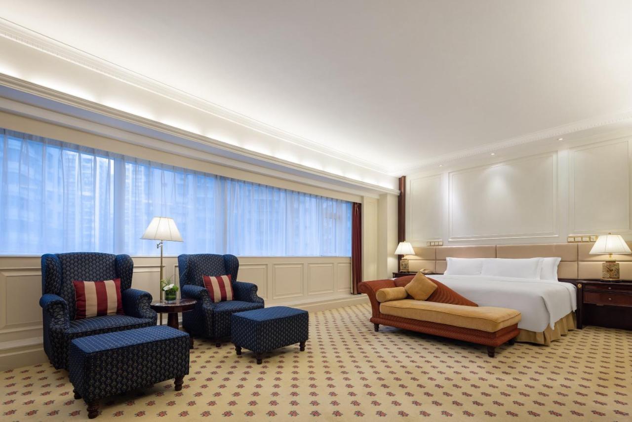 Crowne Plaza Hotel & Suites Landmark Shenzhen By Ihg - Nearby Luohu Border, Indoor Heated Swimming Pool, Complimentary Welcome Drink Zewnętrze zdjęcie