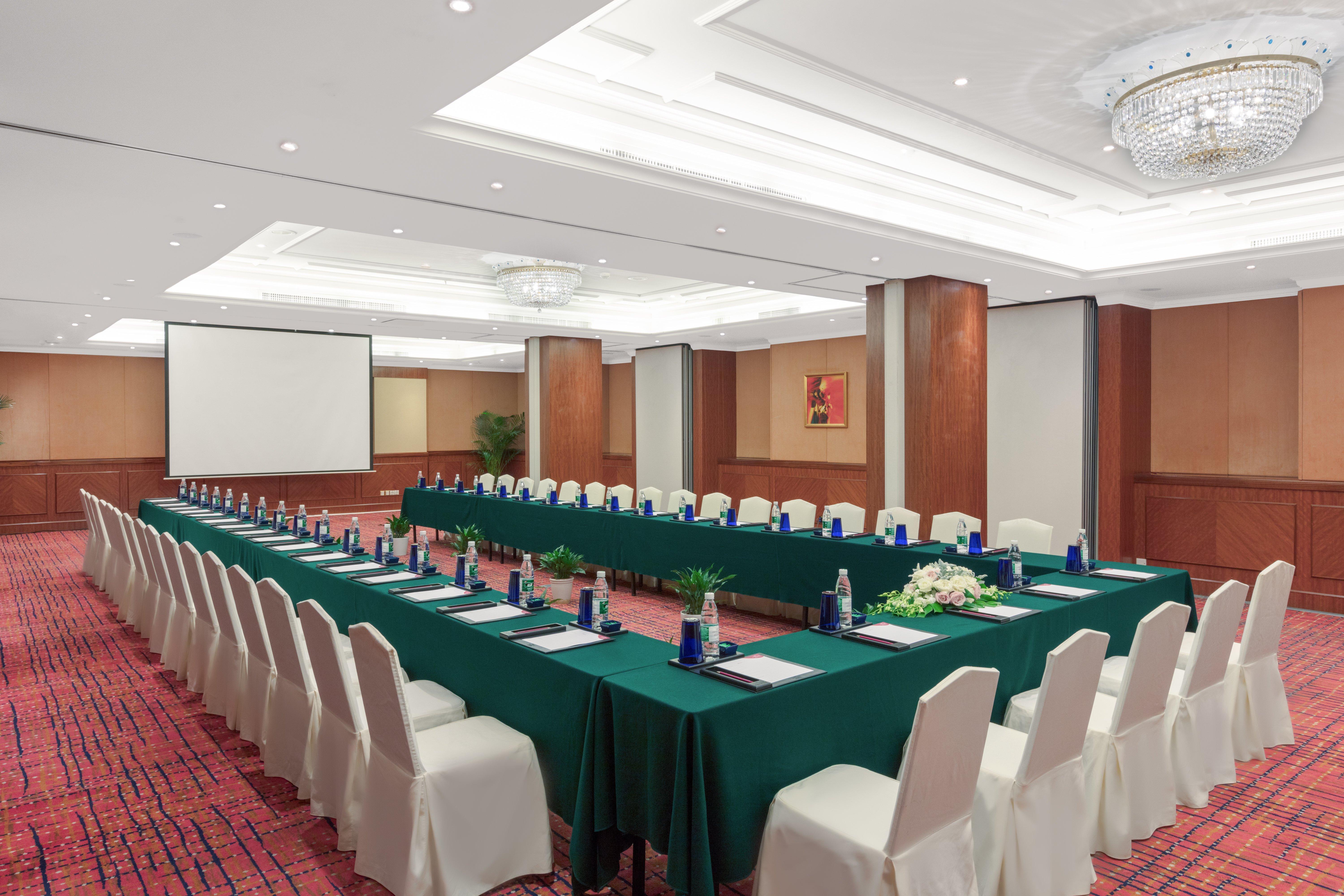 Crowne Plaza Hotel & Suites Landmark Shenzhen By Ihg - Nearby Luohu Border, Indoor Heated Swimming Pool, Complimentary Welcome Drink Zewnętrze zdjęcie
