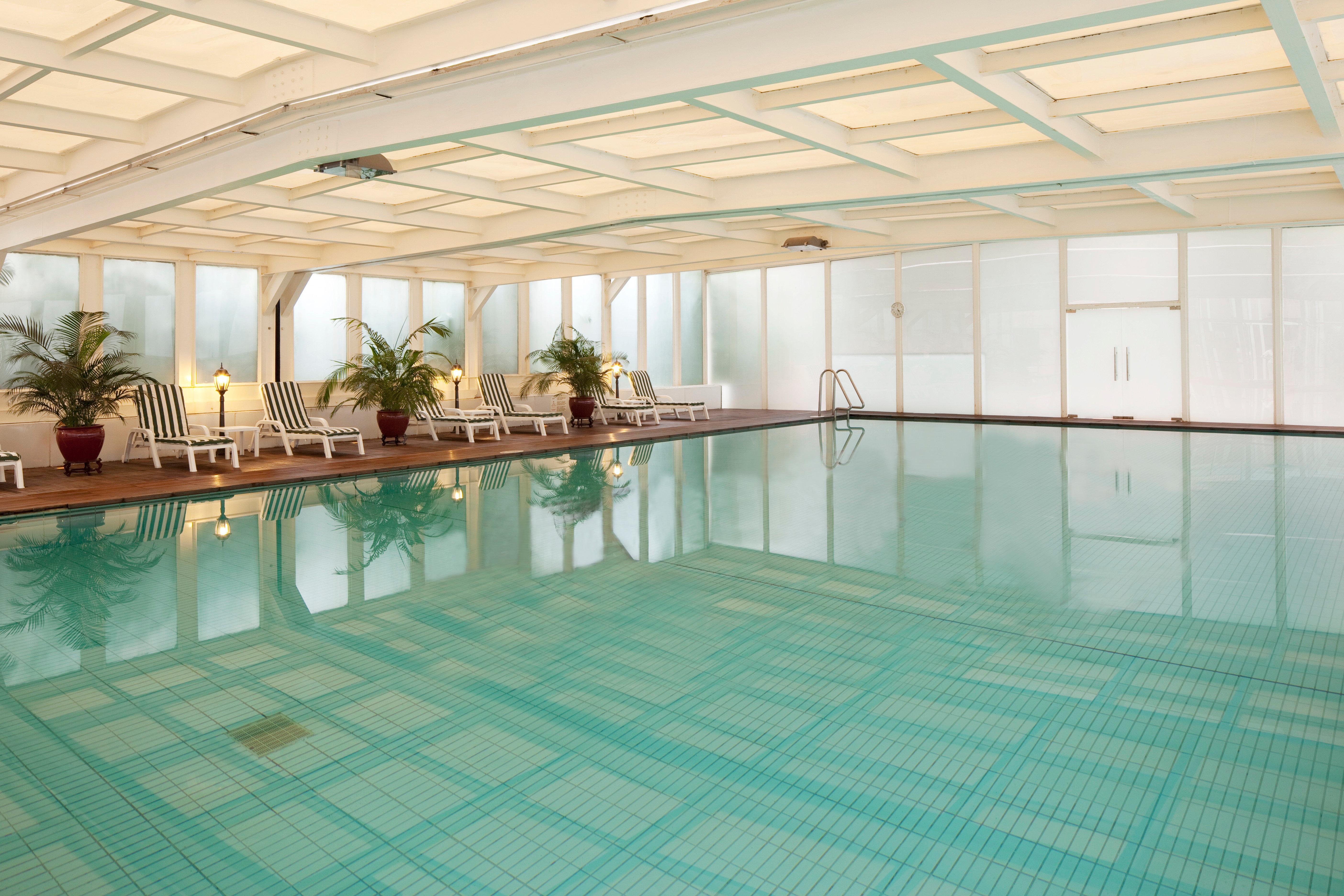 Crowne Plaza Hotel & Suites Landmark Shenzhen By Ihg - Nearby Luohu Border, Indoor Heated Swimming Pool, Complimentary Welcome Drink Zewnętrze zdjęcie