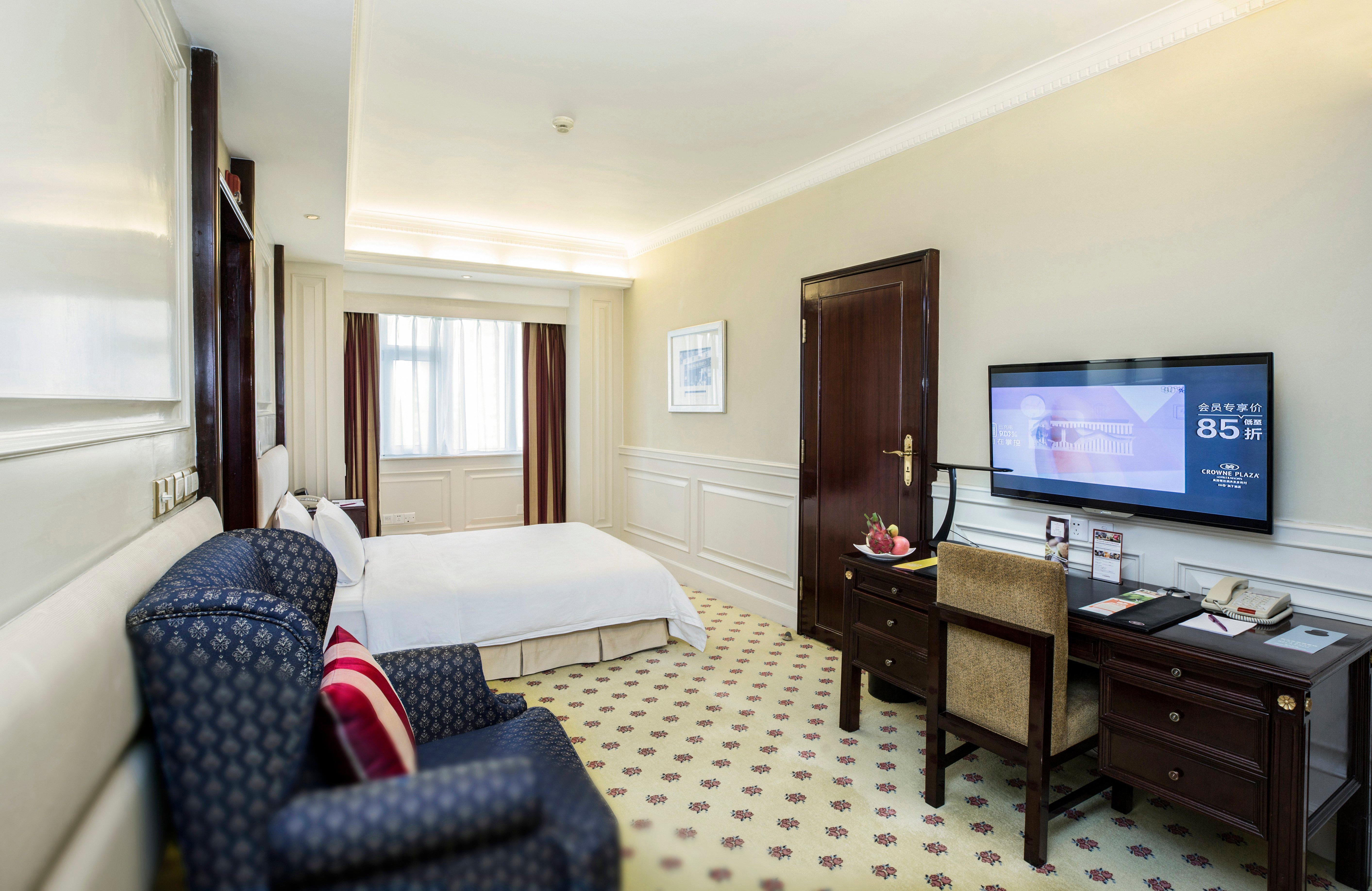 Crowne Plaza Hotel & Suites Landmark Shenzhen By Ihg - Nearby Luohu Border, Indoor Heated Swimming Pool, Complimentary Welcome Drink Zewnętrze zdjęcie
